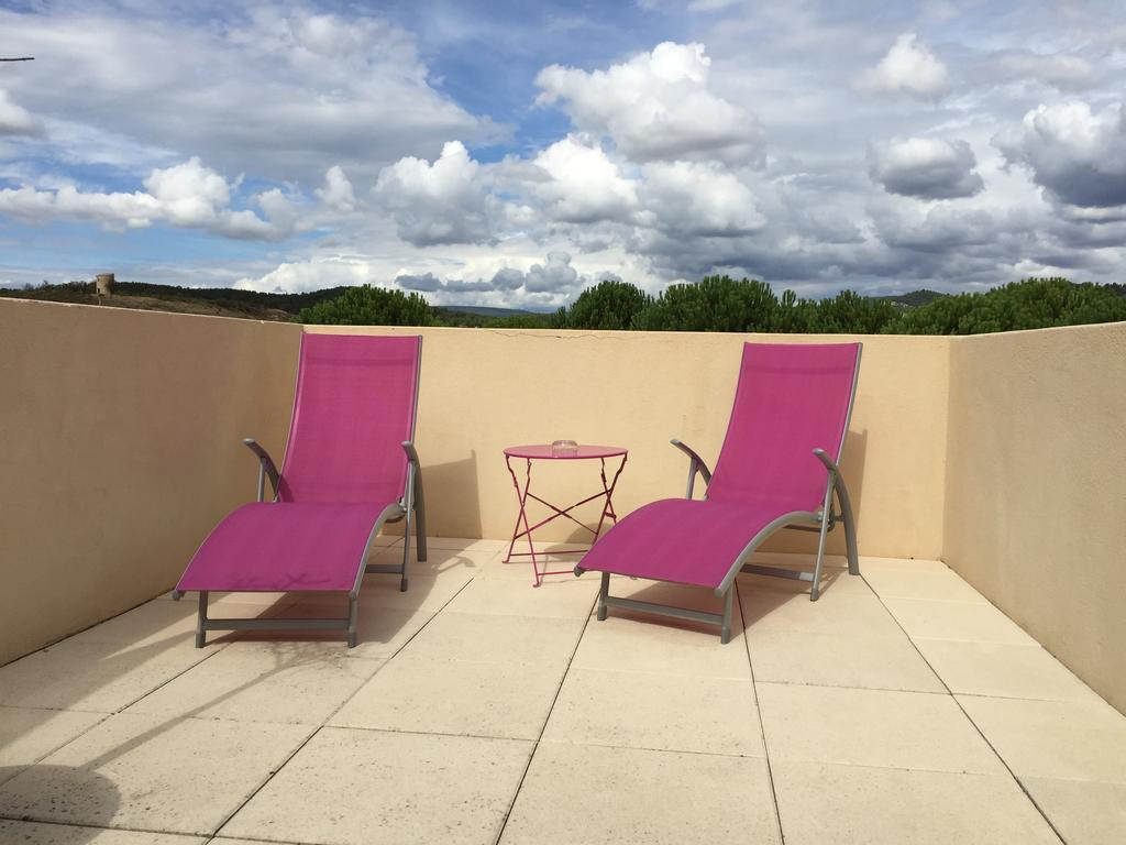 Logis Hotel Le Manoir & Lounge Apt Exteriér fotografie